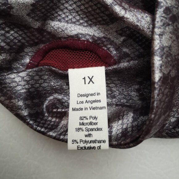 NWOT Rae Mode Ladies Size 1X Purple Shiny Snakeskin Pattern Sports Bra - Picture 3 of 7